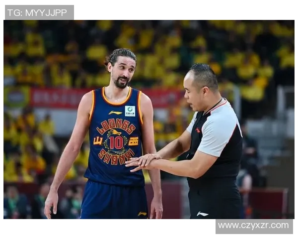 阿列克谢-施韦德荣获本赛季最有价值球员称号，谱写俄篮辉煌新篇章