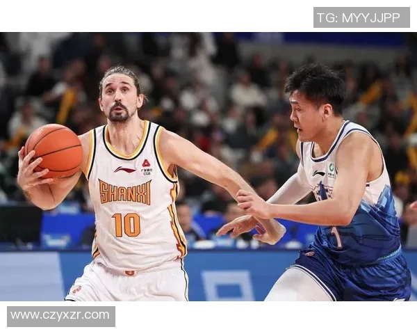 阿列克谢-施韦德再获最佳防守球员殊荣：篮坛的坚盾再度闪耀