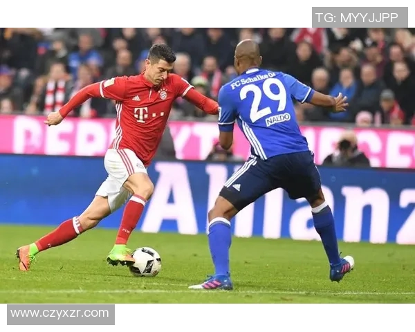 拜仁慕尼黑三连胜轻取沙尔克04，强势稳坐德甲榜首位置