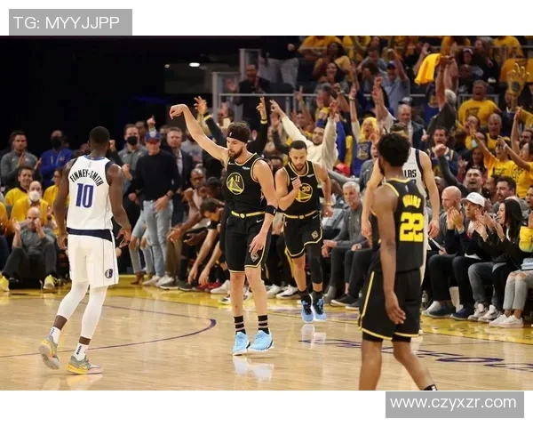 独行侠队荣耀加冕：总决赛击败雄鹿，勇夺NBA总冠军