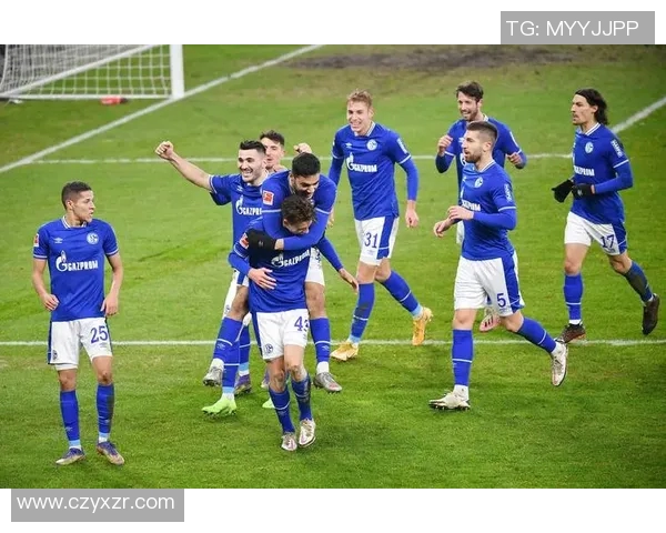 多特蒙德轻松击败沙尔克04，碾压对手拿下胜利