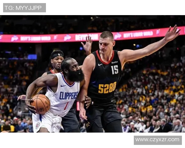 快船队再次战胜掘金，保持连胜，彰显冠军实力