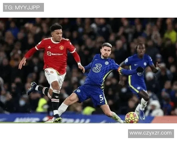 英格兰足球超级联赛重磅曼联主场大胜切尔西,取得复出后首胜 英格兰足球超级联赛重磅曼联主场大胜切尔西,取得复出后首胜